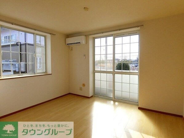 ツインマークヒルズBの物件内観写真